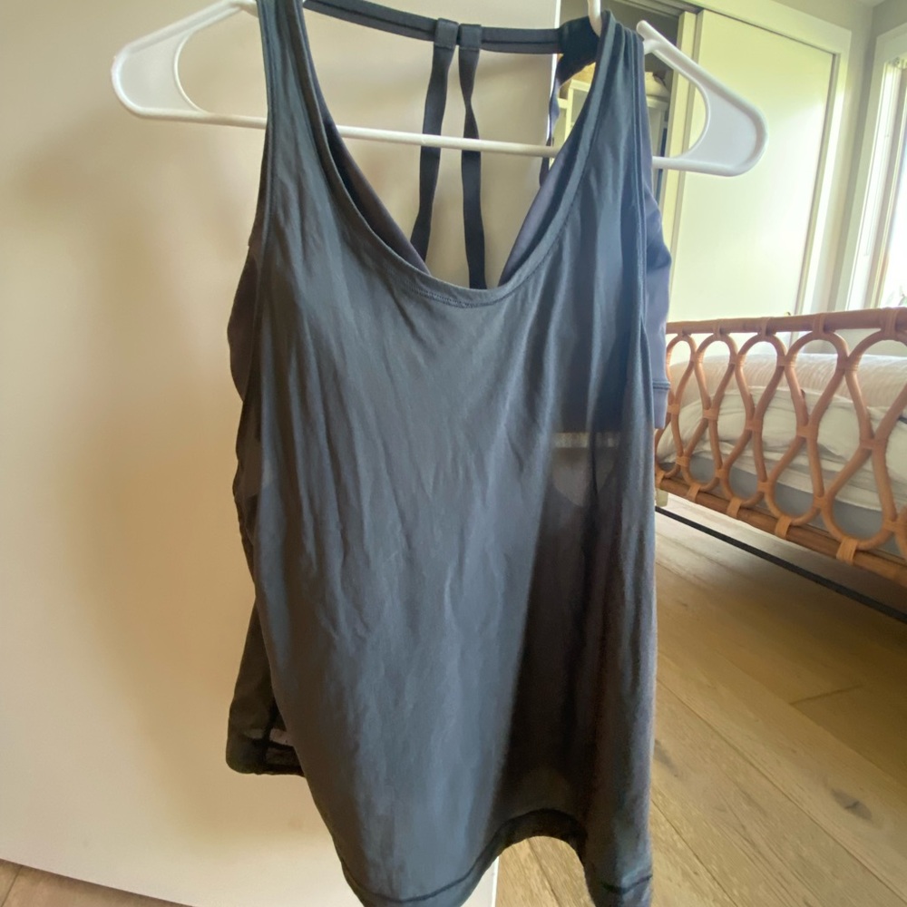 Lululemon workout tank top with built in bra